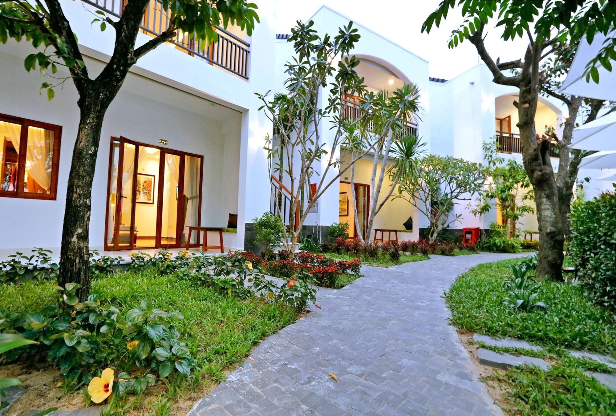 Hotel Azumi à Hội An Extérieur photo