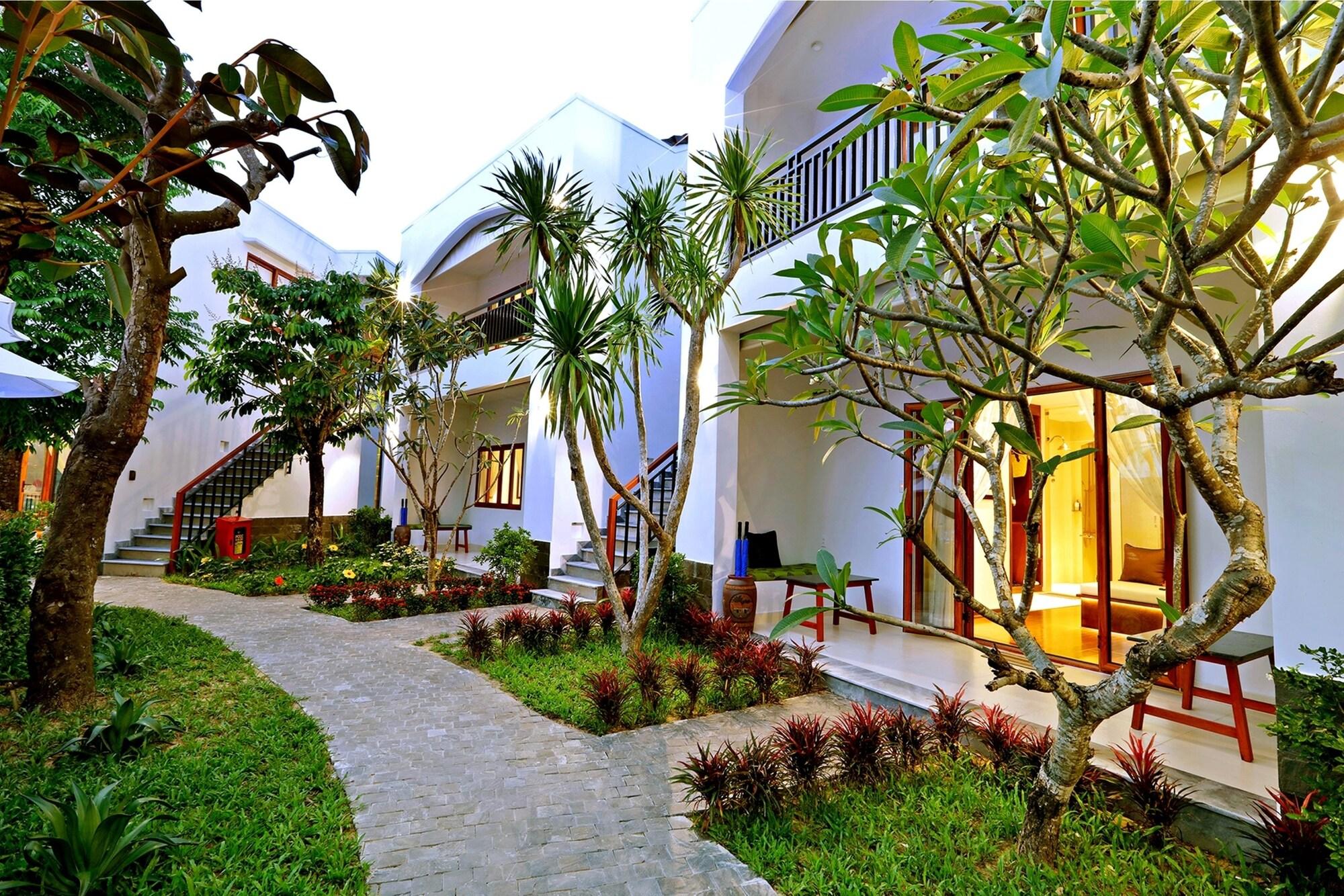Hotel Azumi à Hội An Extérieur photo